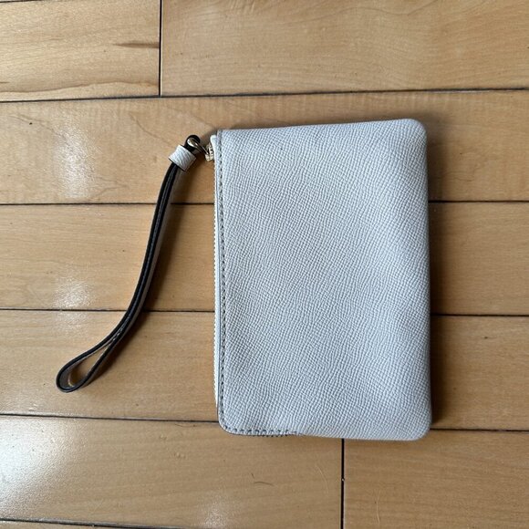 NWOT COACH Zip Pouch Wristlet Cream Pebbled Leather with Strap - Picture 5 of 7